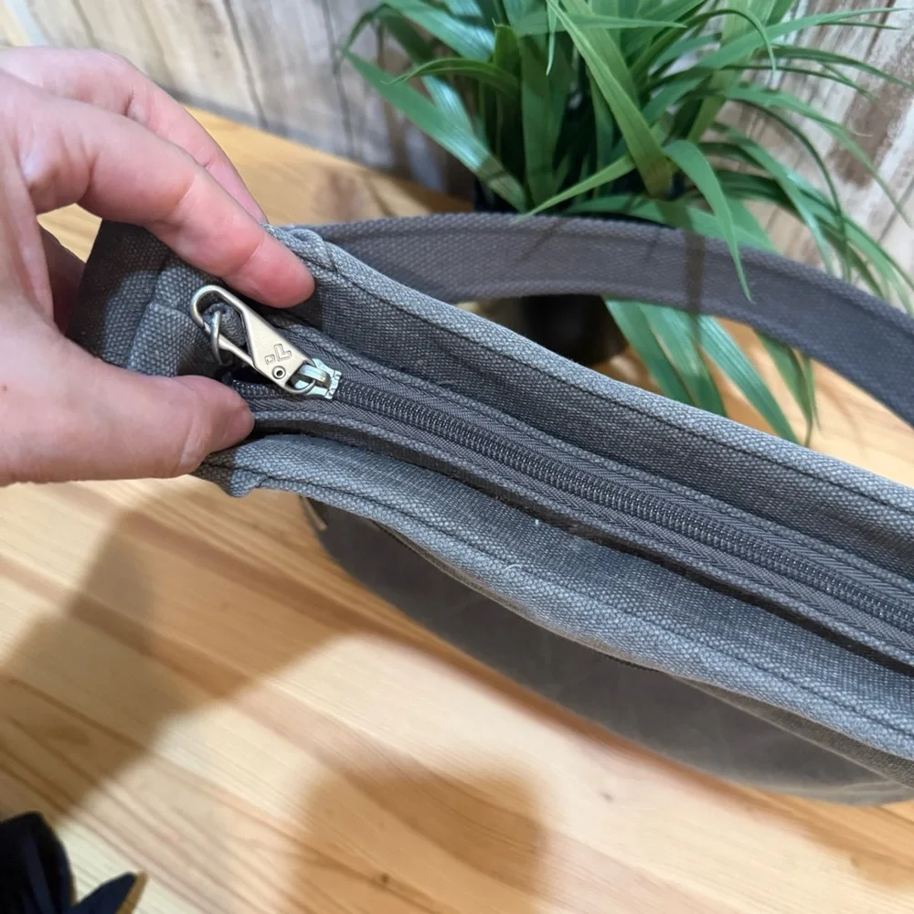 Travelon Anti-Theft Heritage Hobo Bag
